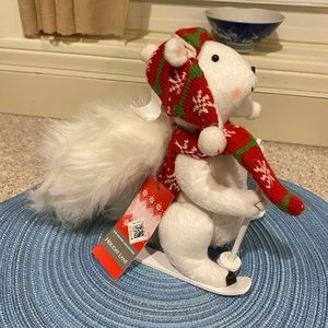 NWT—Macy’s HOLIDAY LANE “Skiing Squirrel” Decor